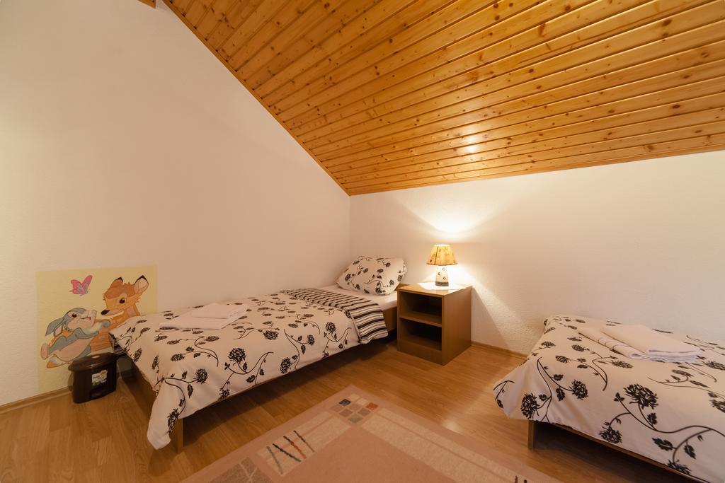 Apartment Luketic Slunj Exterior photo