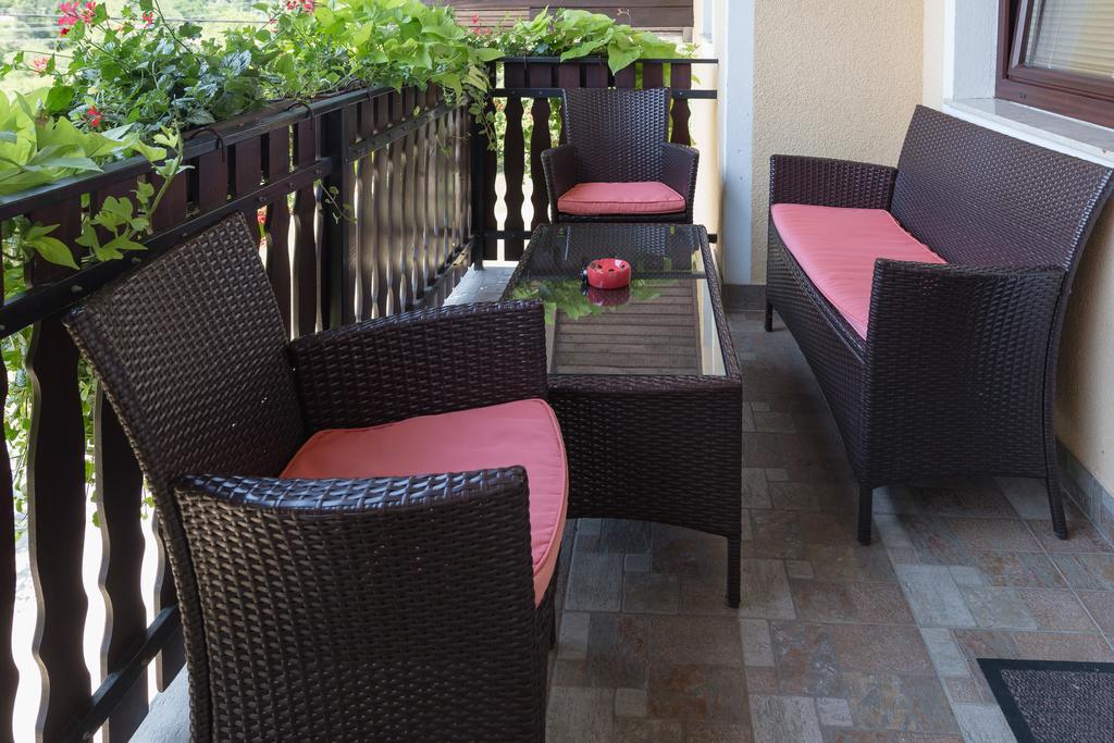 Apartment Luketic Slunj Exterior photo